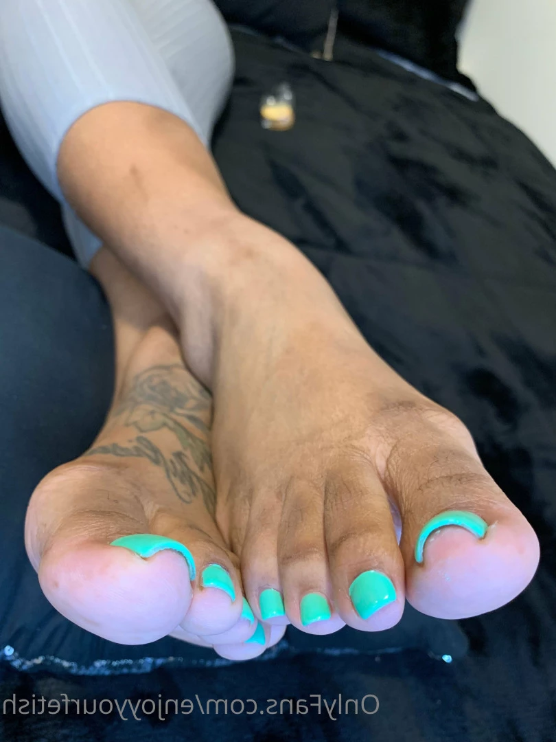 THE FOOT WORSHIP LEGEND [ enjoyyourfetish ] Onlyfans leaked photo 7159604 on Hotleaks.tv