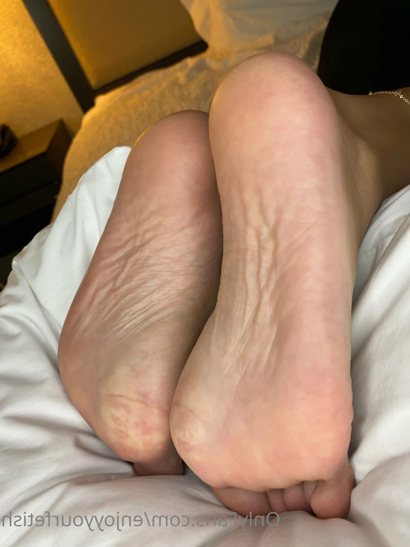 THE FOOT WORSHIP LEGEND [ enjoyyourfetish ] Onlyfans leaked photo 7160282 on Hotleaks.tv