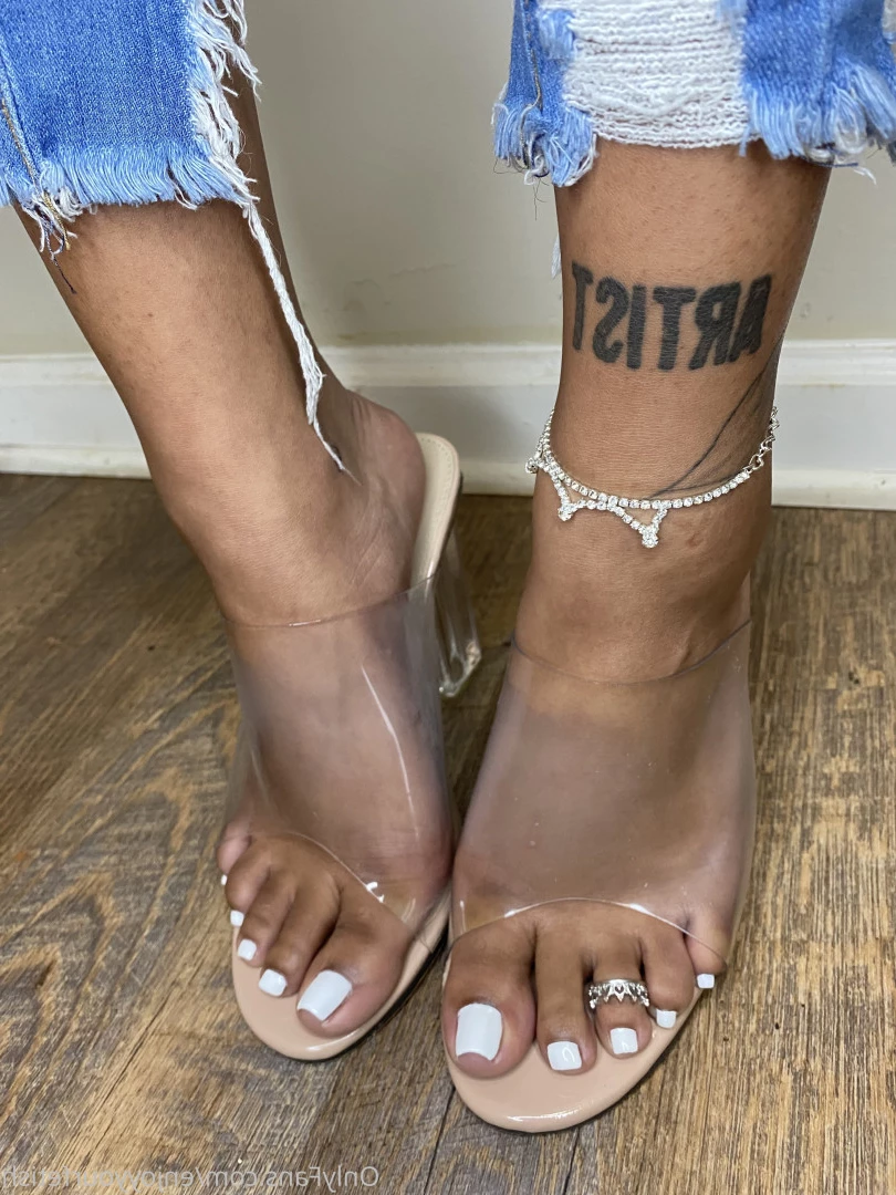 THE FOOT WORSHIP LEGEND [ enjoyyourfetish ] Onlyfans leaked photo 7161235 on Hotleaks.tv