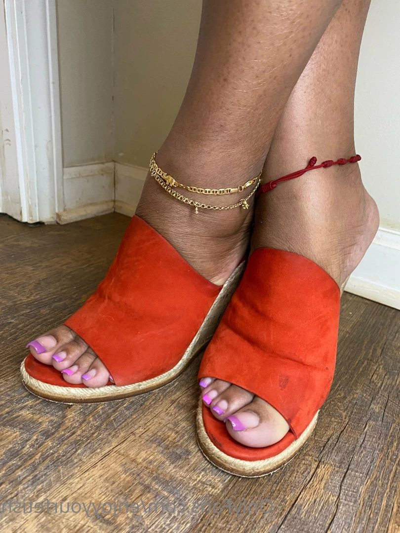 THE FOOT WORSHIP LEGEND [ enjoyyourfetish ] Onlyfans leaked photo 7161605 on Hotleaks.tv