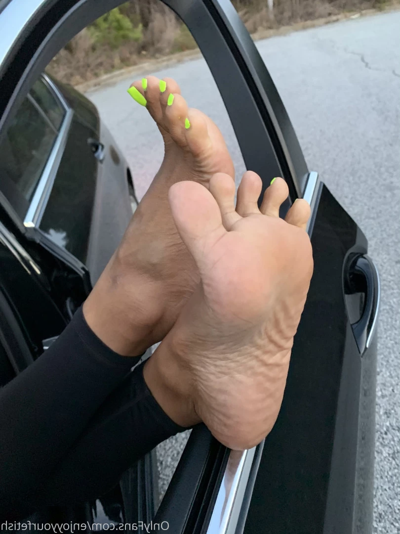 THE FOOT WORSHIP LEGEND [ enjoyyourfetish ] Onlyfans leaked photo 7162842 on Hotleaks.tv