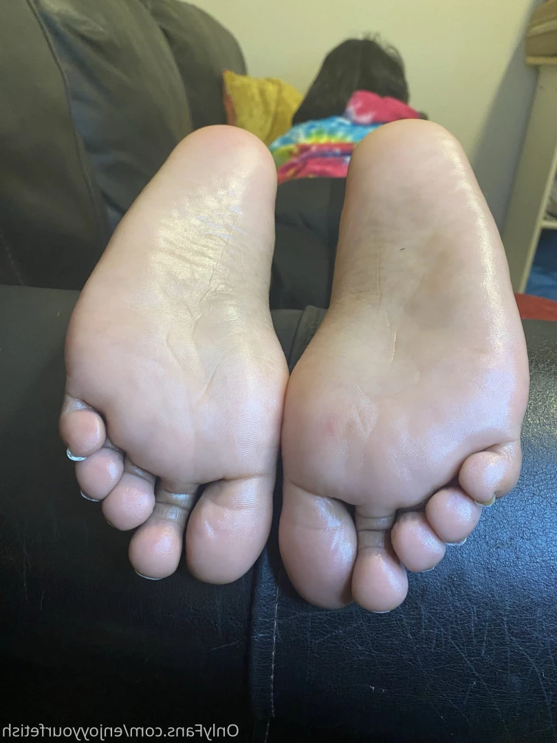THE FOOT WORSHIP LEGEND [ enjoyyourfetish ] Onlyfans leaked photo 7167235 on Hotleaks.tv