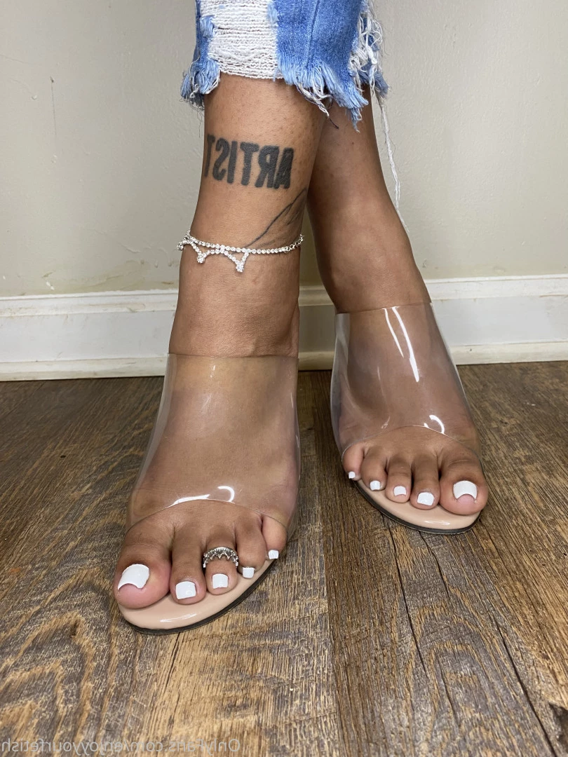 THE FOOT WORSHIP LEGEND [ enjoyyourfetish ] Onlyfans leaked photo 7168291 on Hotleaks.tv