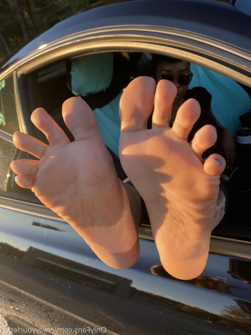 THE FOOT WORSHIP LEGEND [ enjoyyourfetish ] Onlyfans leaked photo 7169826 on Hotleaks.tv