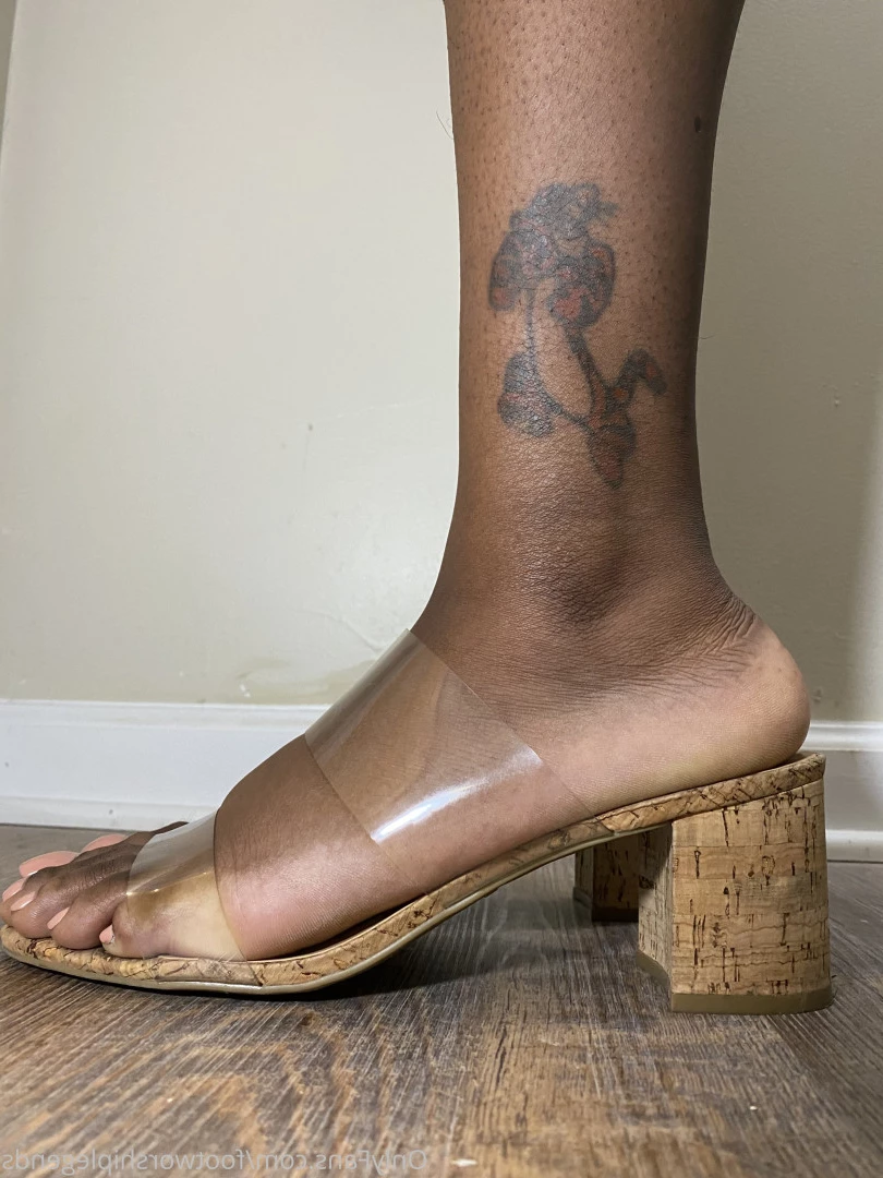 THE FOOT WORSHIP LEGEND [ enjoyyourfetish ] Onlyfans leaked photo 7172659 on Hotleaks.tv