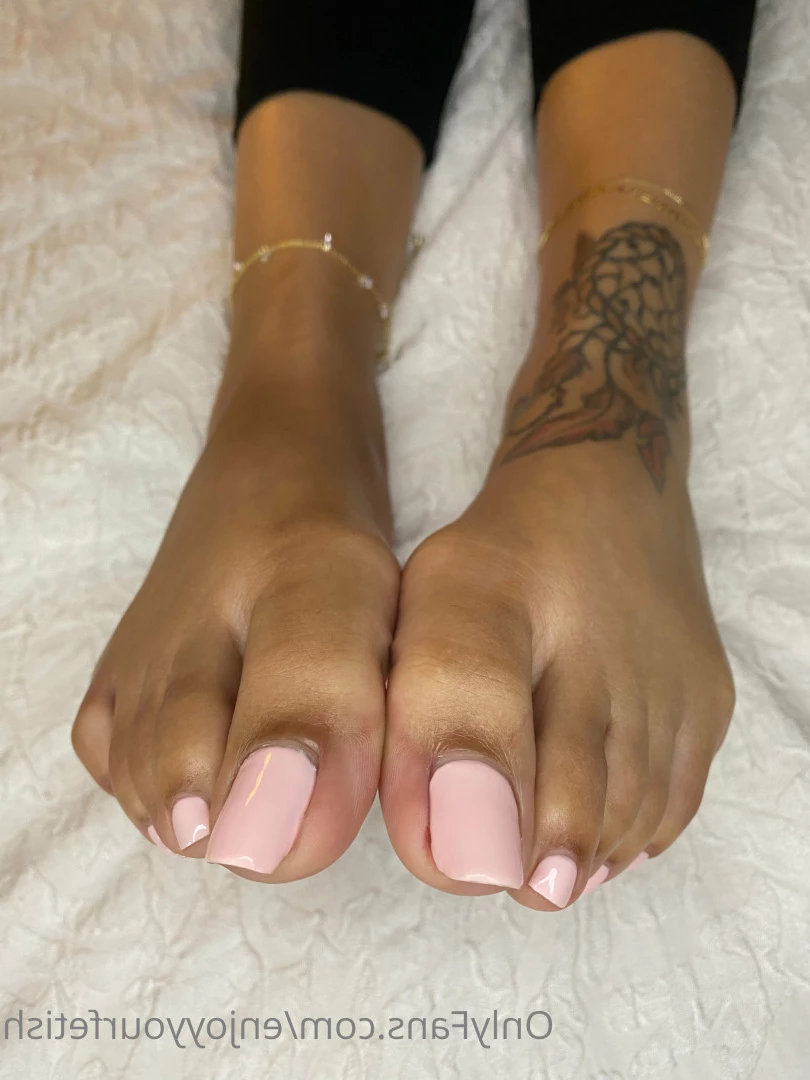 THE FOOT WORSHIP LEGEND [ enjoyyourfetish ] Onlyfans leaked photo 7176927 on Hotleaks.tv