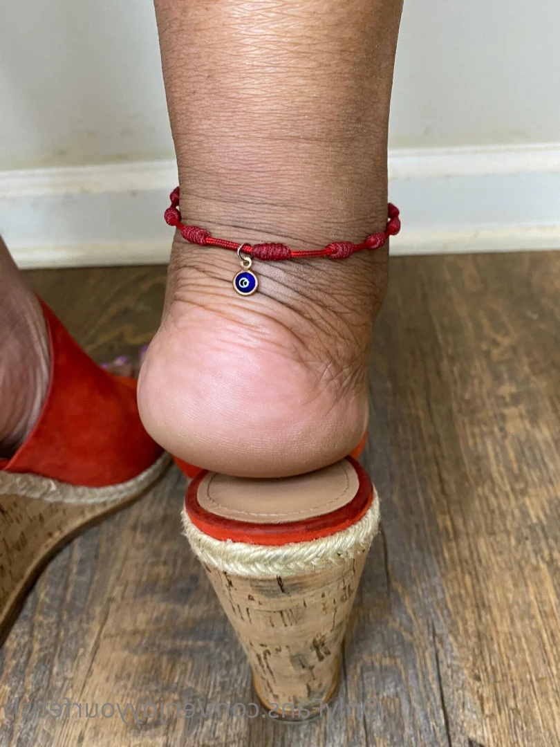 THE FOOT WORSHIP LEGEND [ enjoyyourfetish ] Onlyfans leaked photo 7178333 on Hotleaks.tv