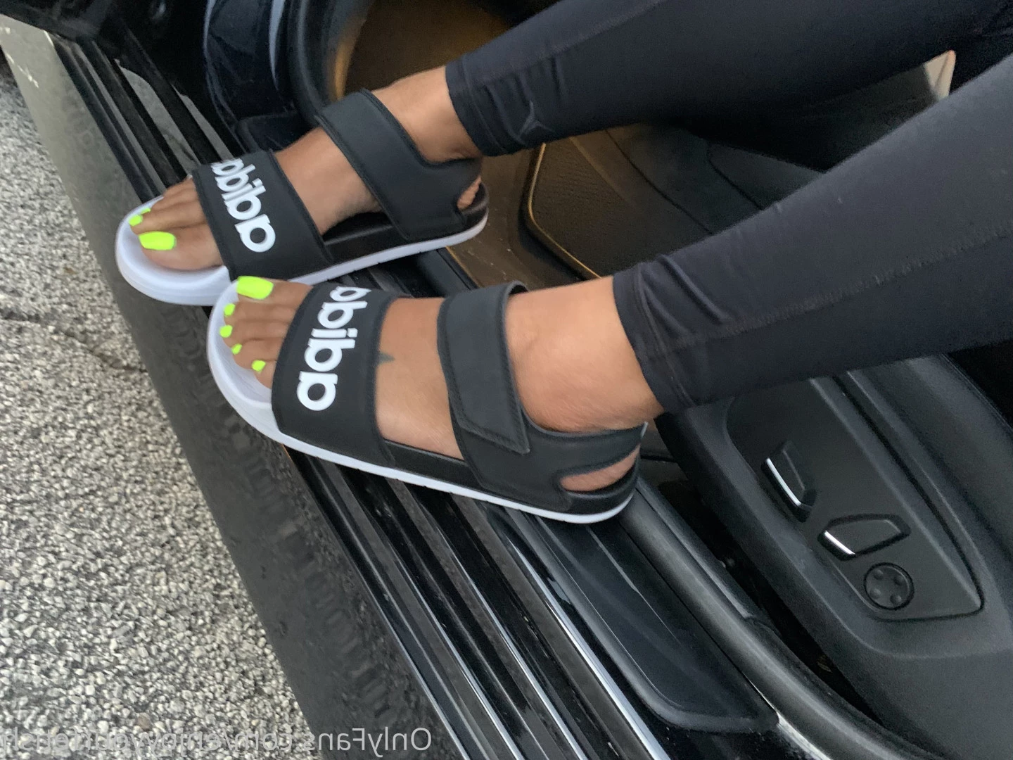 THE FOOT WORSHIP LEGEND [ enjoyyourfetish ] Onlyfans leaked photo 7179976 on Hotleaks.tv