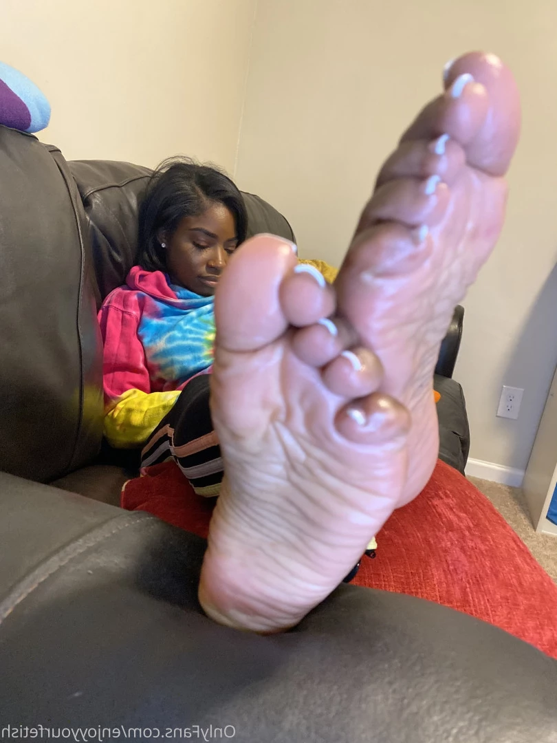 THE FOOT WORSHIP LEGEND [ enjoyyourfetish ] Onlyfans leaked photo 7180124 on Hotleaks.tv