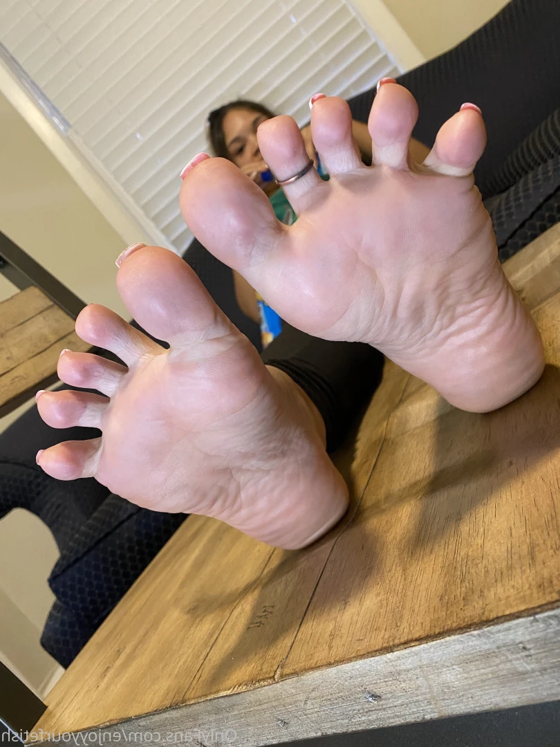 THE FOOT WORSHIP LEGEND [ enjoyyourfetish ] Onlyfans leaked photo 7180230 on Hotleaks.tv