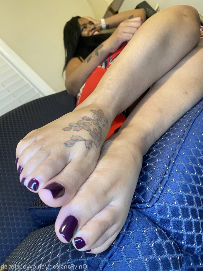 THE FOOT WORSHIP LEGEND [ enjoyyourfetish ] Onlyfans leaked photo 7181837 on Hotleaks.tv