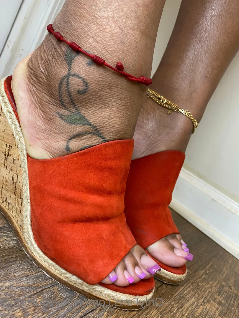 THE FOOT WORSHIP LEGEND [ enjoyyourfetish ] Onlyfans leaked photo 7181908 on Hotleaks.tv