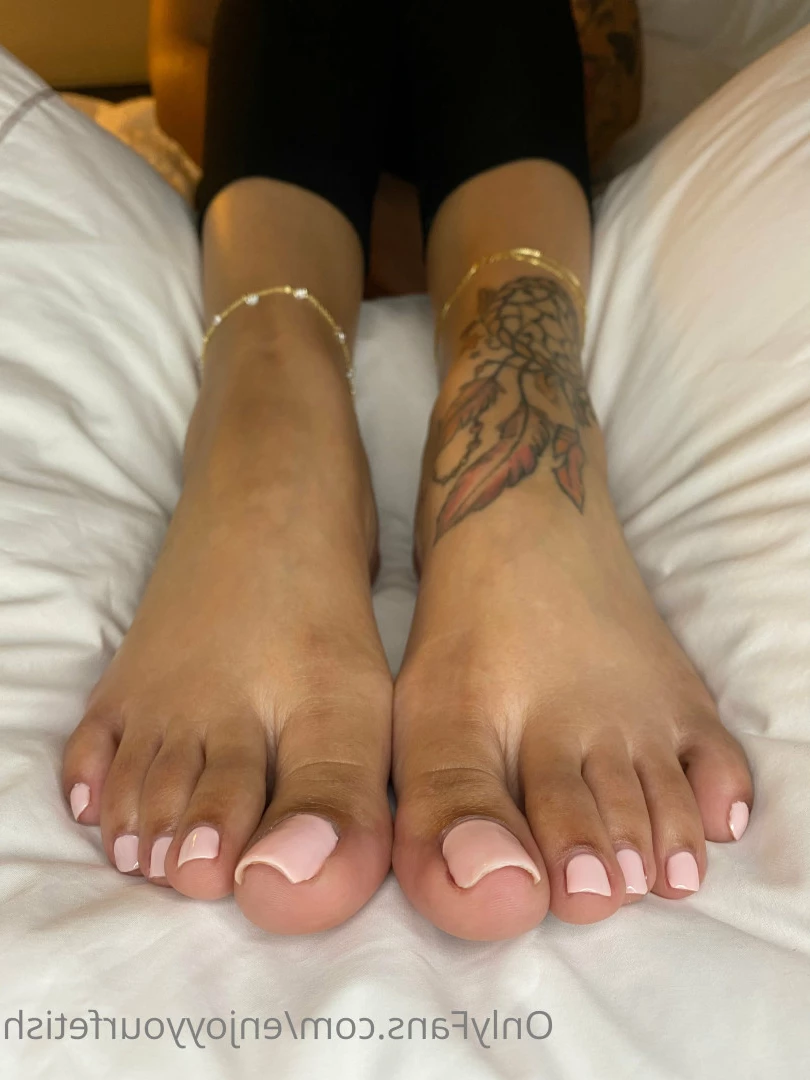 THE FOOT WORSHIP LEGEND [ enjoyyourfetish ] Onlyfans leaked photo 7183663 on Hotleaks.tv