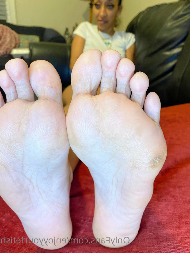 THE FOOT WORSHIP LEGEND [ enjoyyourfetish ] Onlyfans leaked photo 7191057 on Hotleaks.tv