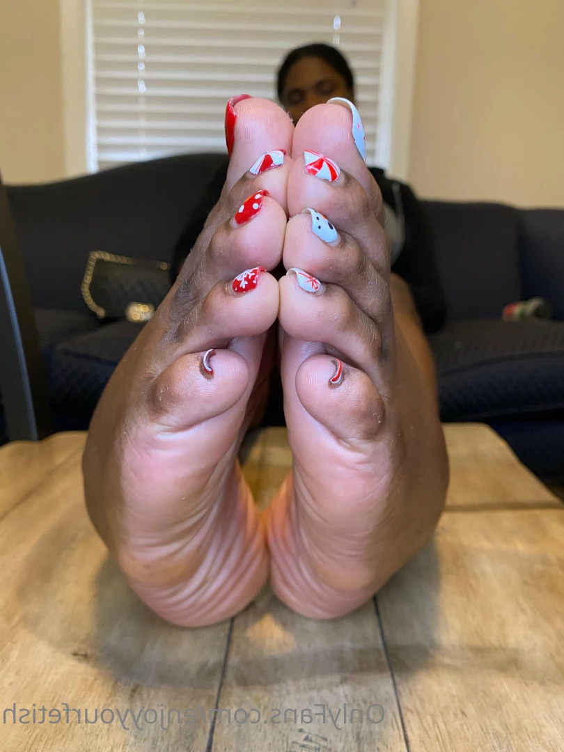 THE FOOT WORSHIP LEGEND [ enjoyyourfetish ] Onlyfans leaked photo 7202576 on Hotleaks.tv