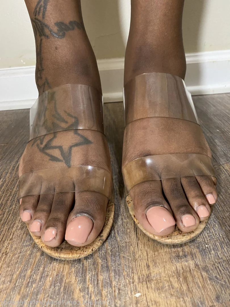 THE FOOT WORSHIP LEGEND [ enjoyyourfetish ] Onlyfans leaked photo 7203456 on Hotleaks.tv