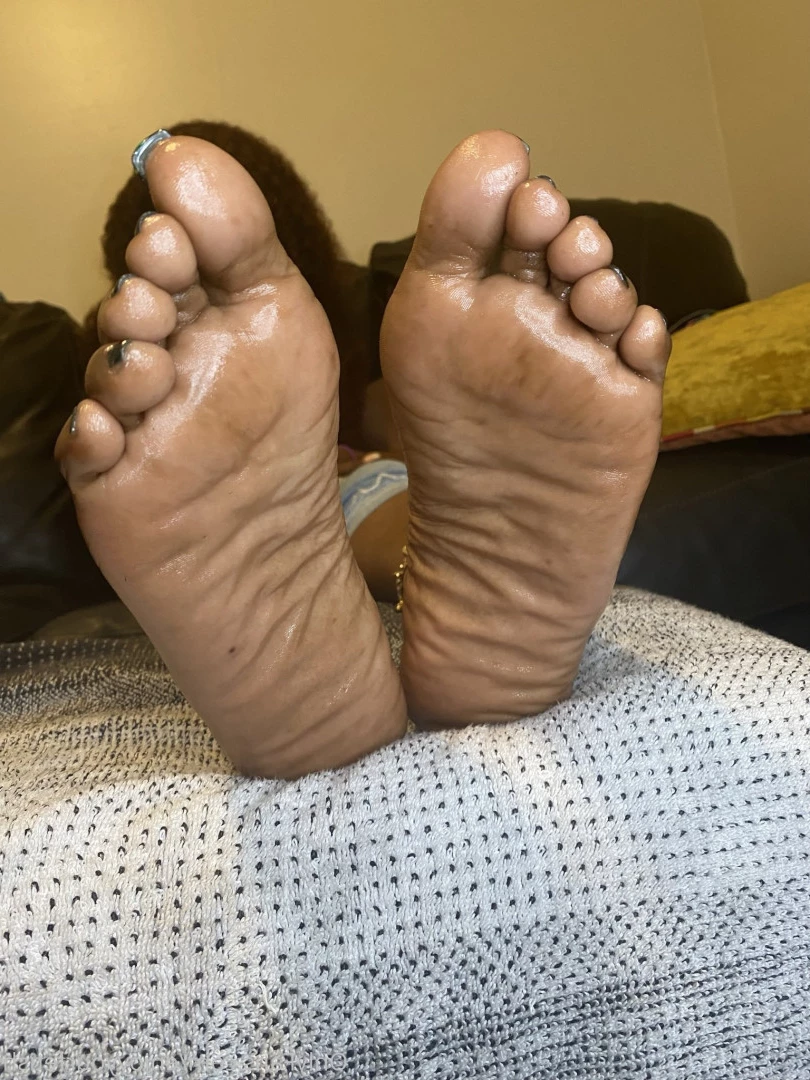 THE FOOT WORSHIP LEGEND [ enjoyyourfetish ] Onlyfans leaked photo 7204623 on Hotleaks.tv