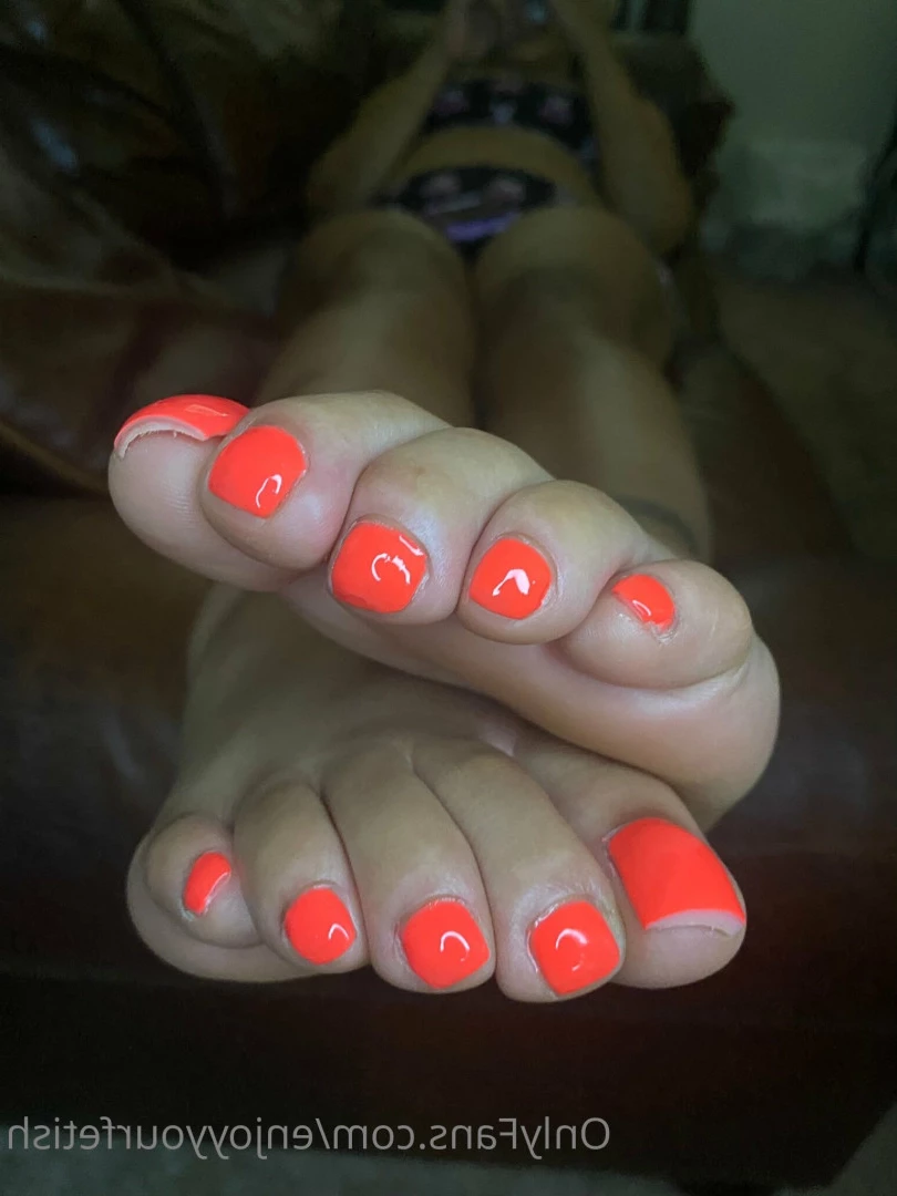 THE FOOT WORSHIP LEGEND [ enjoyyourfetish ] Onlyfans leaked photo 7205154 on Hotleaks.tv