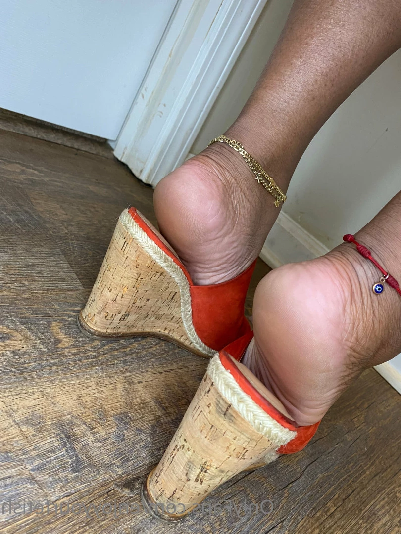 THE FOOT WORSHIP LEGEND [ enjoyyourfetish ] Onlyfans leaked photo 7205762 on Hotleaks.tv