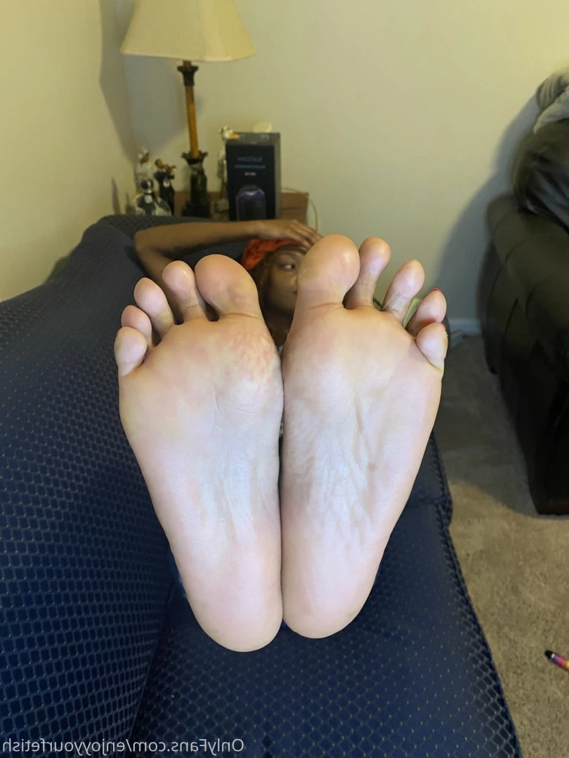 THE FOOT WORSHIP LEGEND [ enjoyyourfetish ] Onlyfans leaked photo 7209048 on Hotleaks.tv