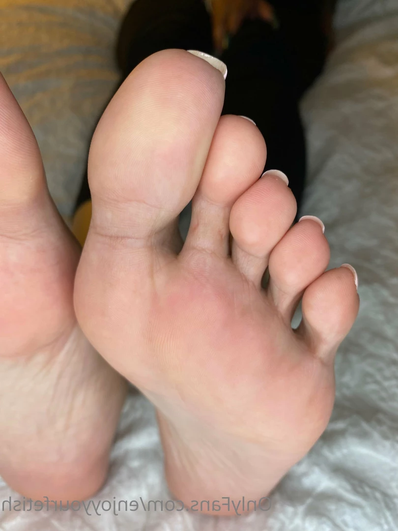 THE FOOT WORSHIP LEGEND [ enjoyyourfetish ] Onlyfans leaked photo 7209444 on Hotleaks.tv