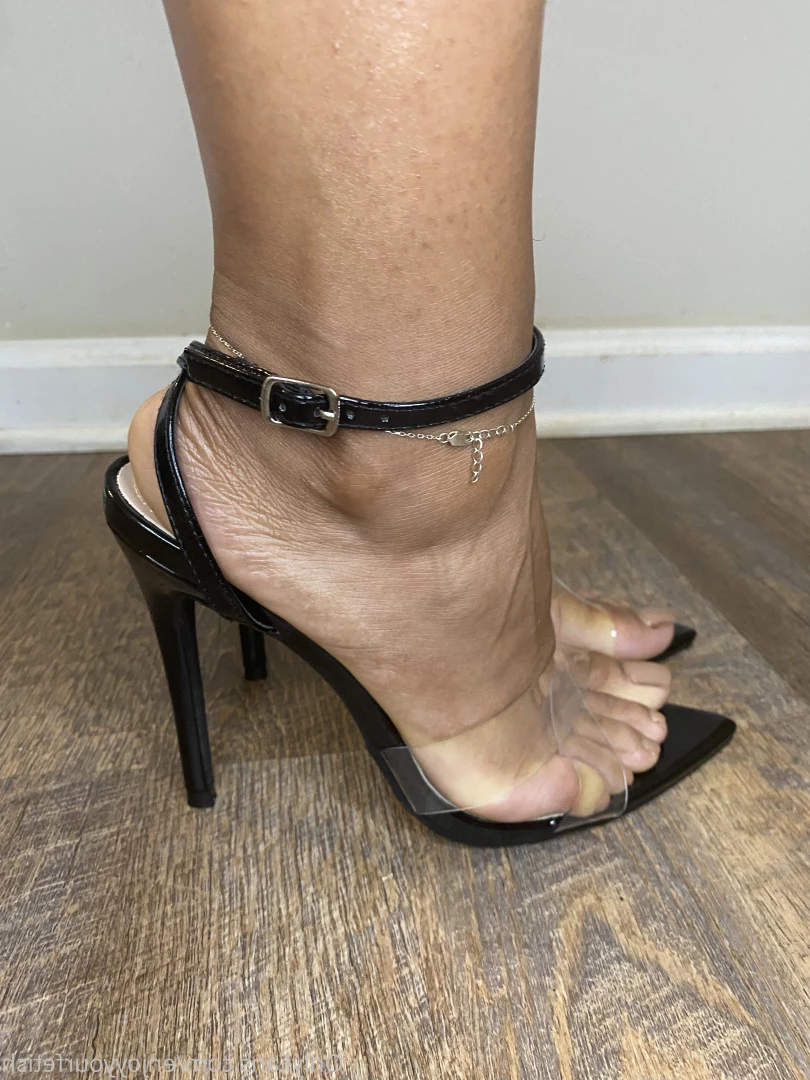 THE FOOT WORSHIP LEGEND [ enjoyyourfetish ] Onlyfans leaked photo 7214385 on Hotleaks.tv