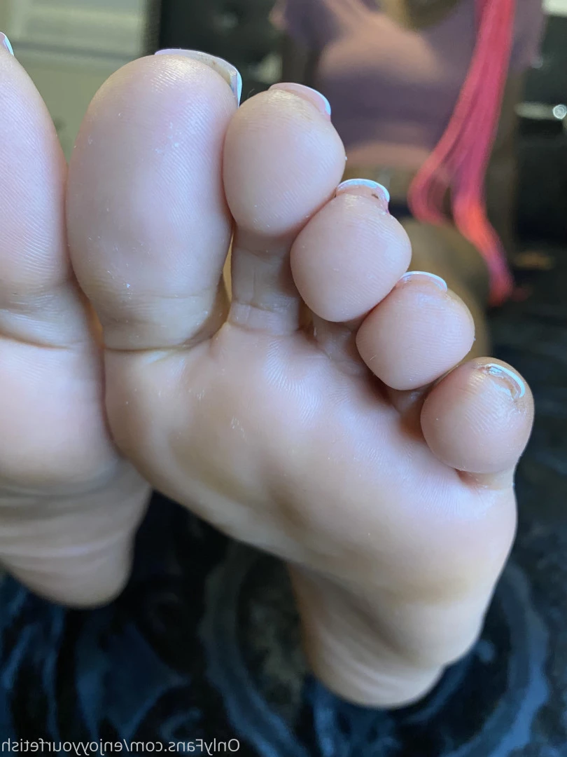 THE FOOT WORSHIP LEGEND [ enjoyyourfetish ] Onlyfans leaked photo 7215818 on Hotleaks.tv