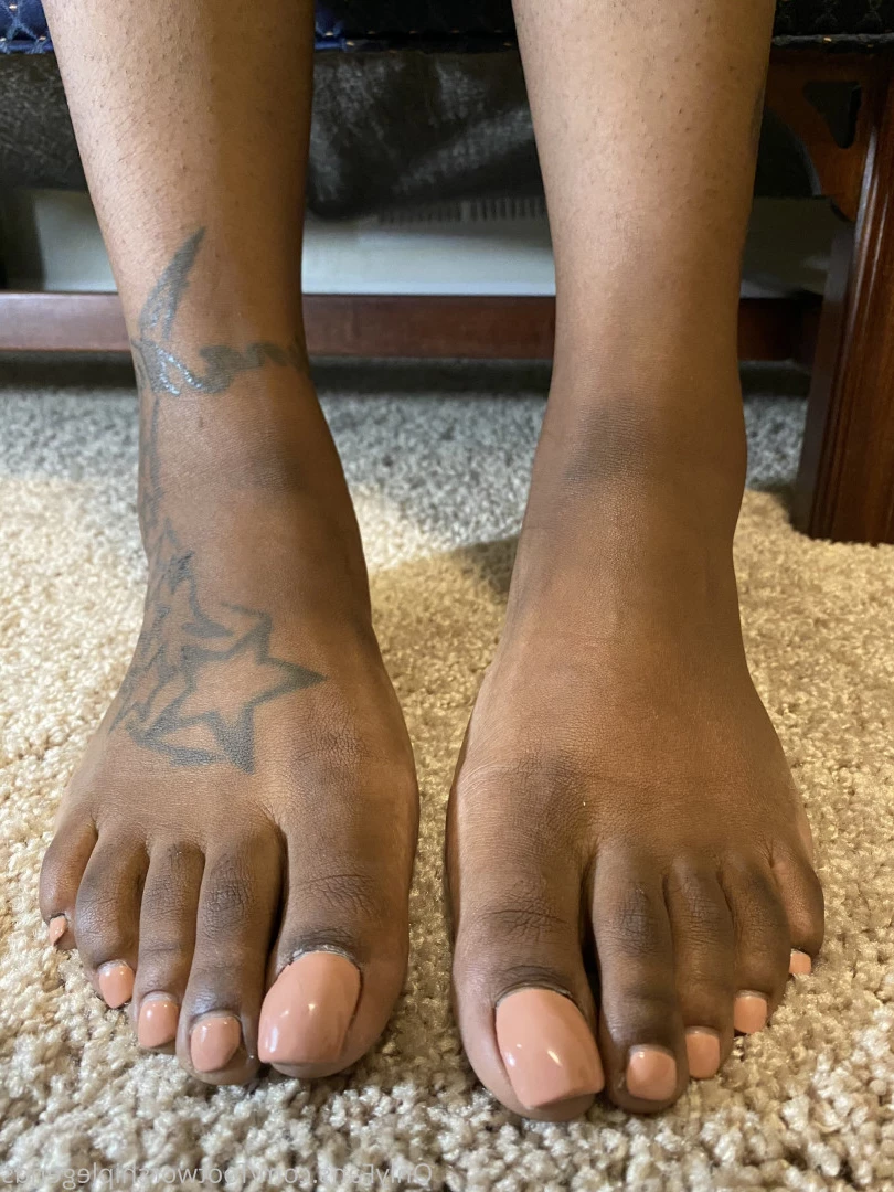 THE FOOT WORSHIP LEGEND [ enjoyyourfetish ] Onlyfans leaked photo 7216425 on Hotleaks.tv