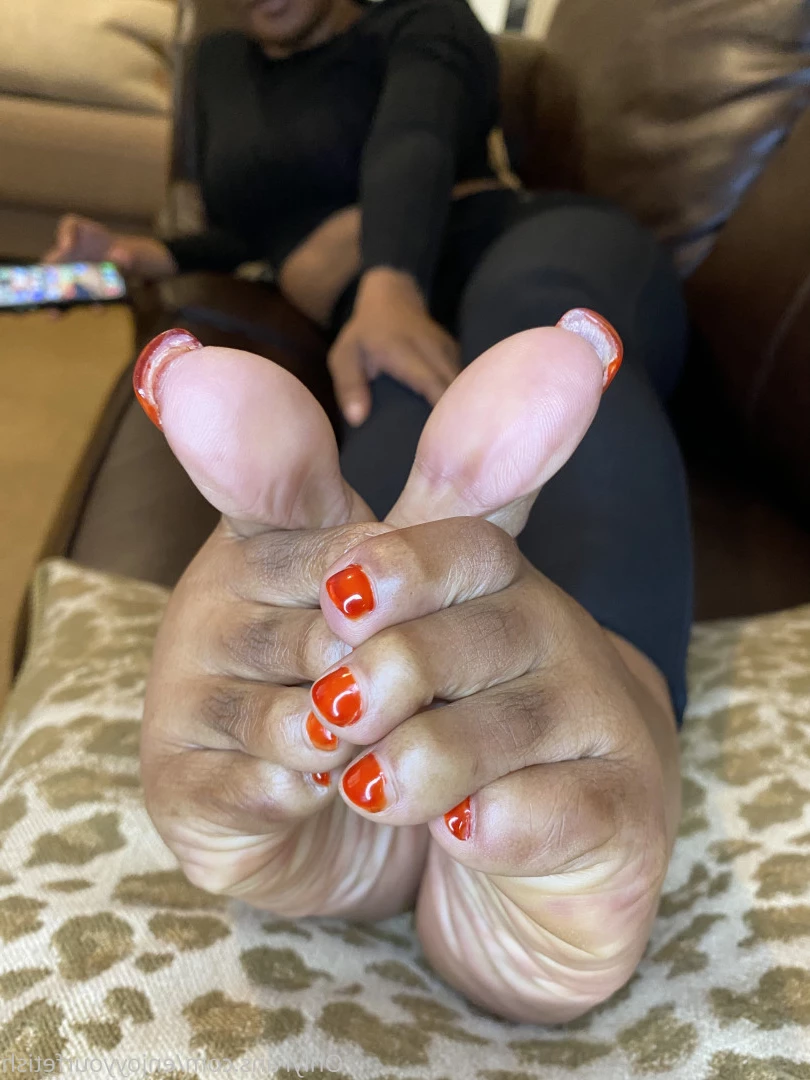 THE FOOT WORSHIP LEGEND [ enjoyyourfetish ] Onlyfans leaked photo 7216982 on Hotleaks.tv