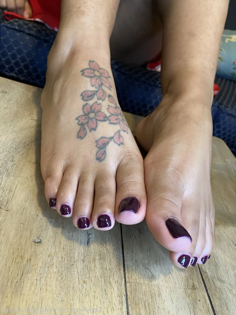 THE FOOT WORSHIP LEGEND [ enjoyyourfetish ] Onlyfans leaked photo 7219038 on Hotleaks.tv