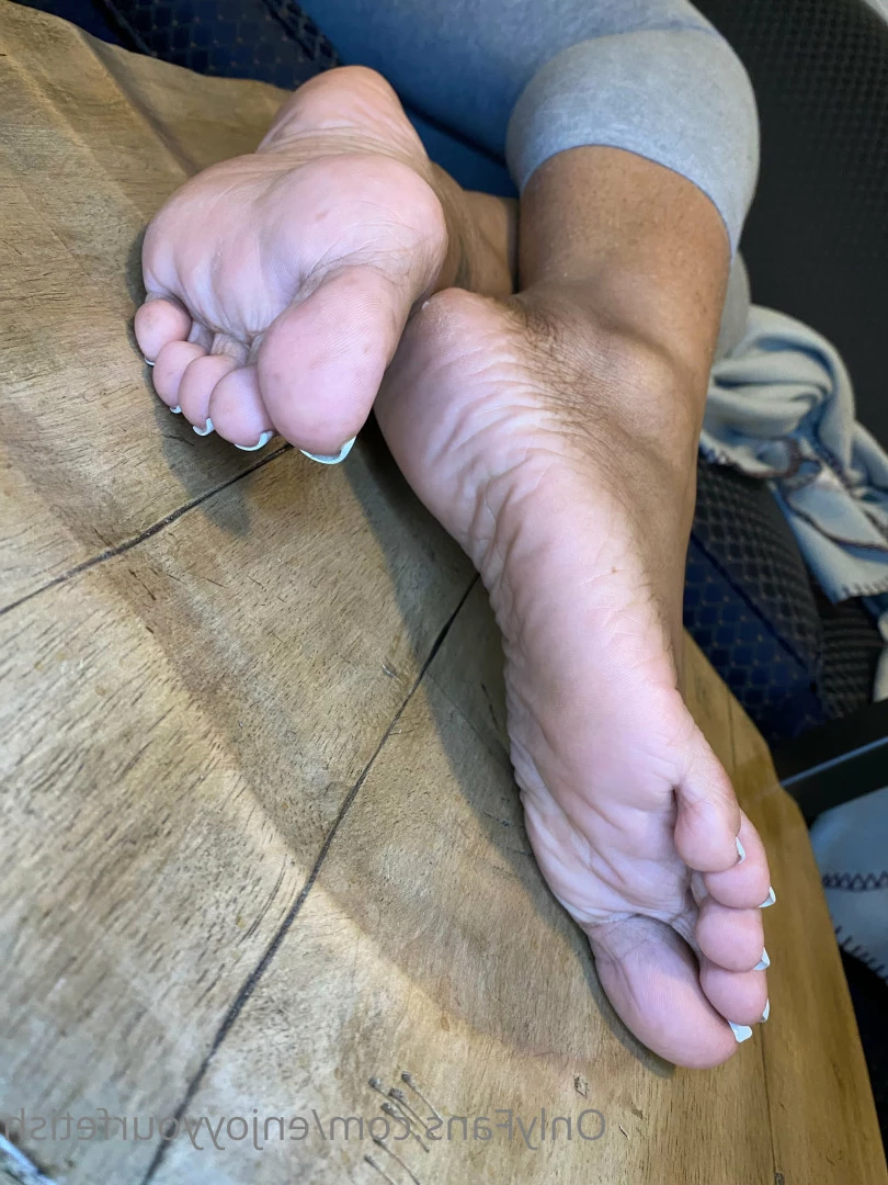 THE FOOT WORSHIP LEGEND [ enjoyyourfetish ] Onlyfans leaked photo 7219246 on Hotleaks.tv