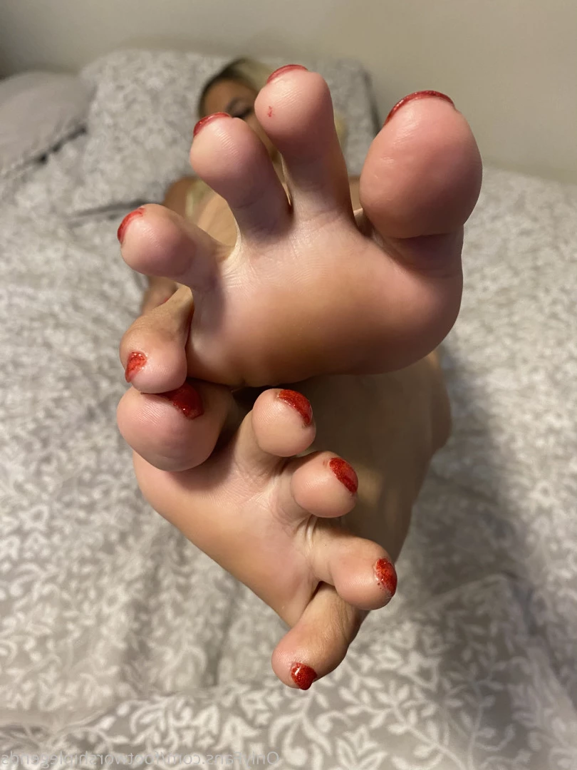 THE FOOT WORSHIP LEGEND [ enjoyyourfetish ] Onlyfans leaked photo 7222797 on Hotleaks.tv