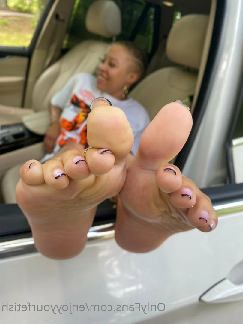 THE FOOT WORSHIP LEGEND [ enjoyyourfetish ] Onlyfans leaked photo 7222947 on Hotleaks.tv