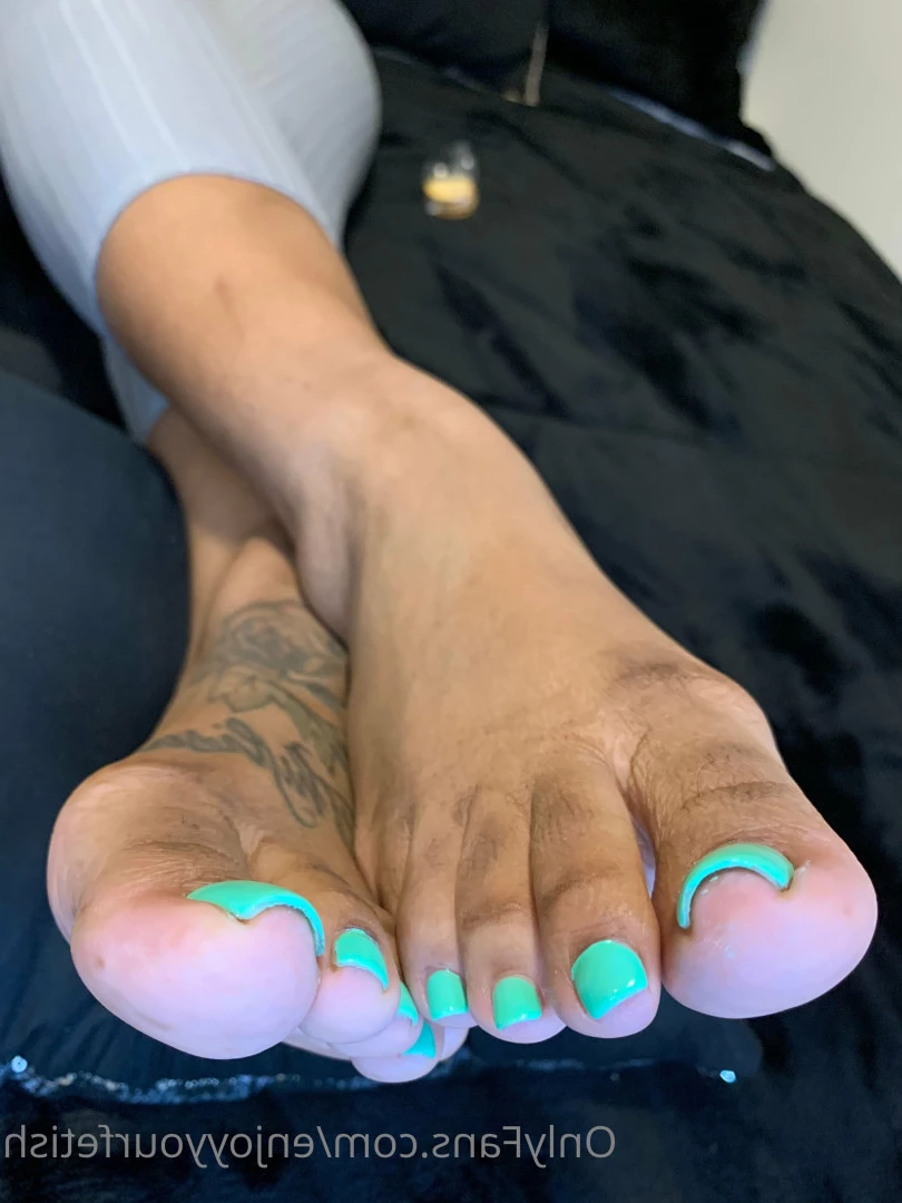 THE FOOT WORSHIP LEGEND [ enjoyyourfetish ] Onlyfans leaked photo 7229705 on Hotleaks.tv