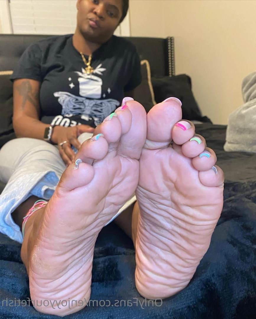 THE FOOT WORSHIP LEGEND [ enjoyyourfetish ] Onlyfans leaked photo 7230990 on Hotleaks.tv