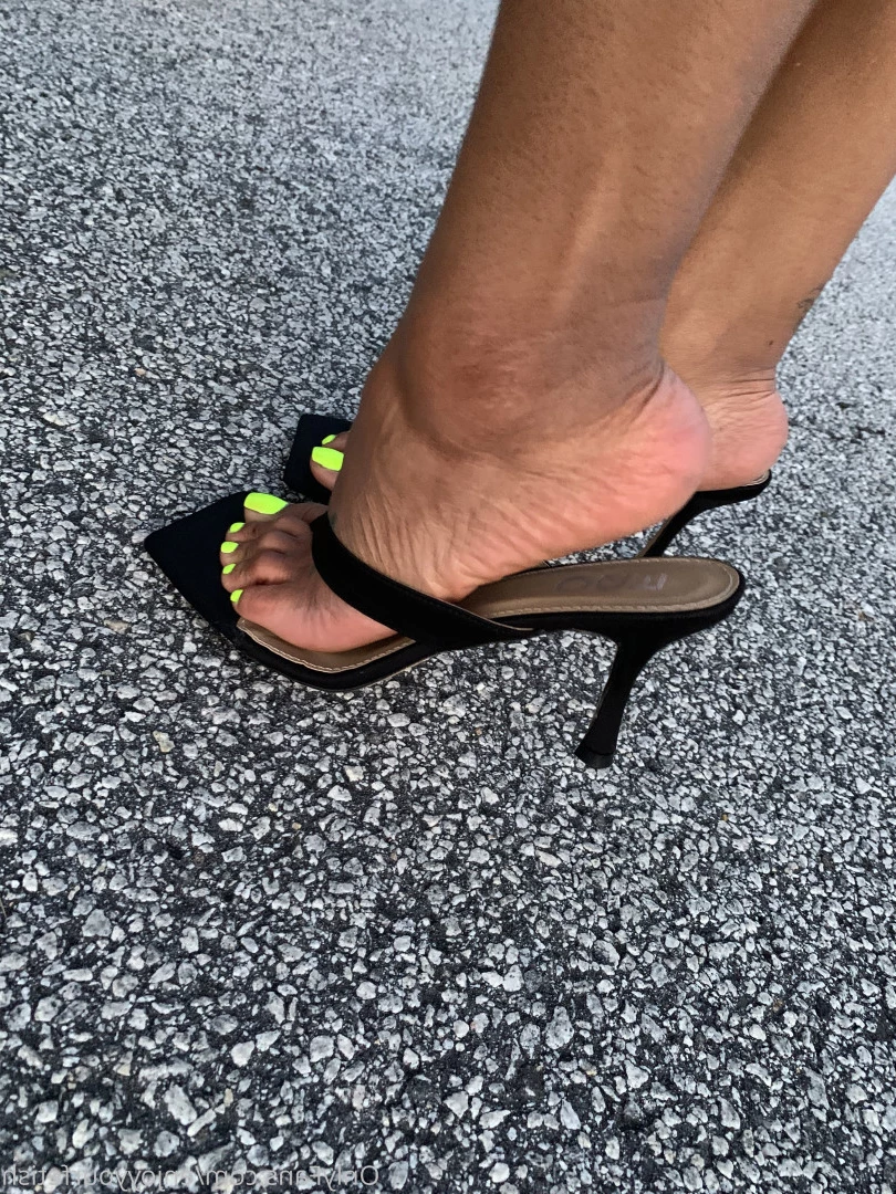 THE FOOT WORSHIP LEGEND [ enjoyyourfetish ] Onlyfans leaked photo 7231154 on Hotleaks.tv