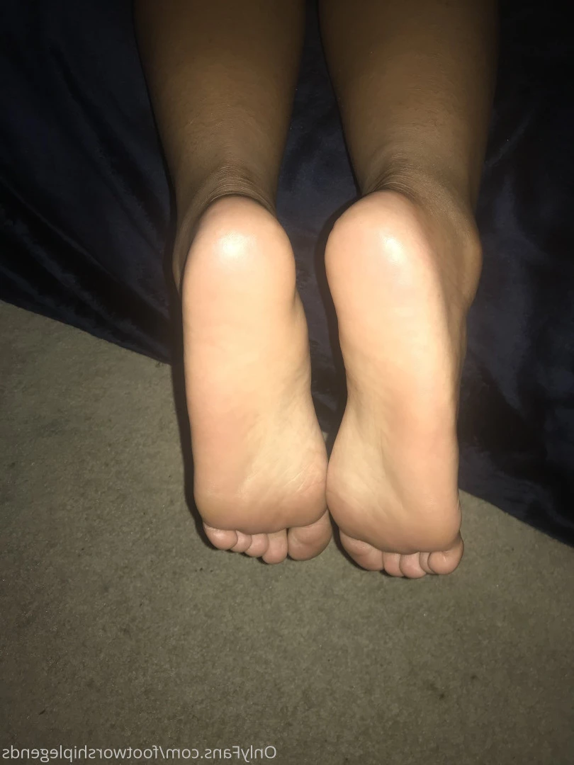 THE FOOT WORSHIP LEGEND [ enjoyyourfetish ] Onlyfans leaked photo 7231671 on Hotleaks.tv