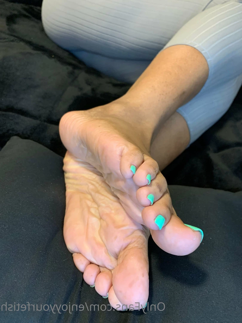 THE FOOT WORSHIP LEGEND [ enjoyyourfetish ] Onlyfans leaked photo 7234178 on Hotleaks.tv