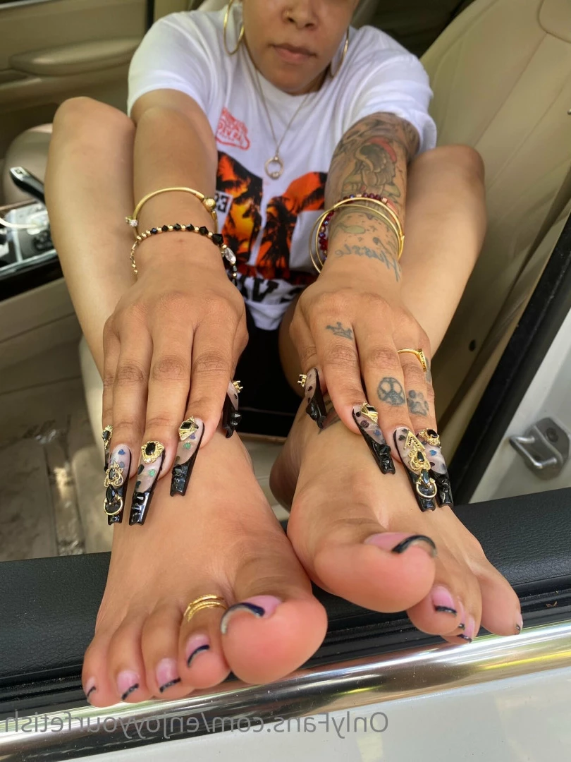 THE FOOT WORSHIP LEGEND [ enjoyyourfetish ] Onlyfans leaked photo 7237730 on Hotleaks.tv
