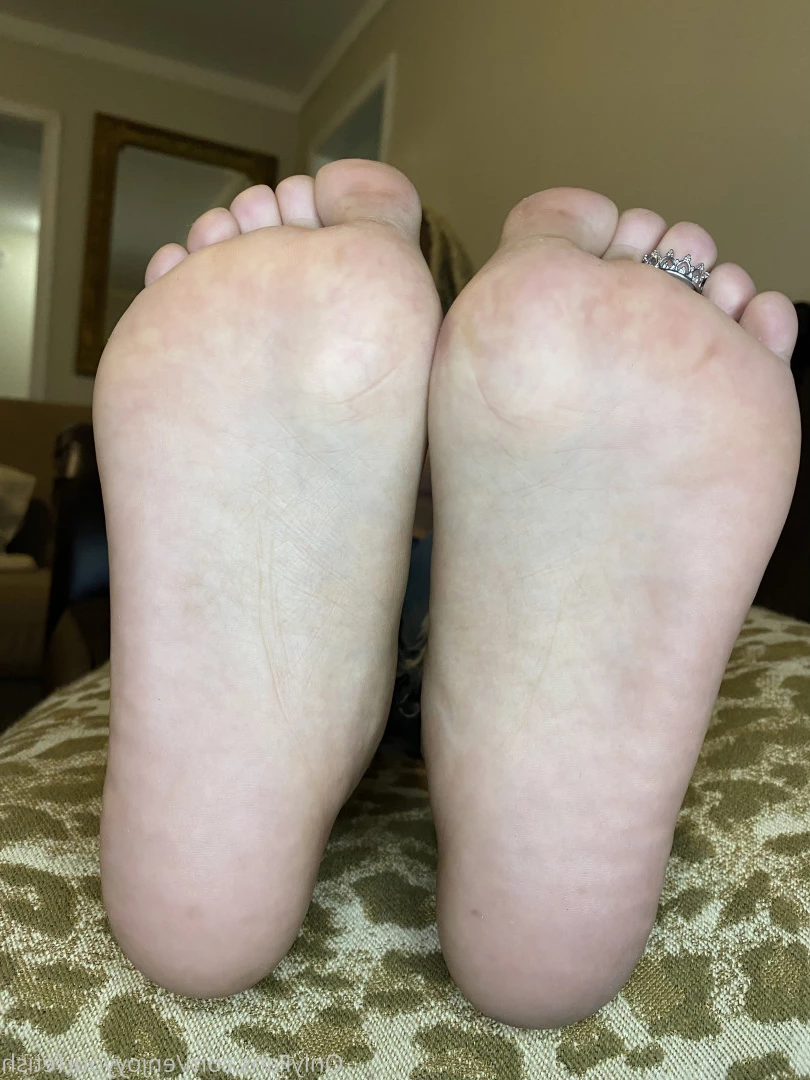 THE FOOT WORSHIP LEGEND [ enjoyyourfetish ] Onlyfans leaked photo 7238390 on Hotleaks.tv