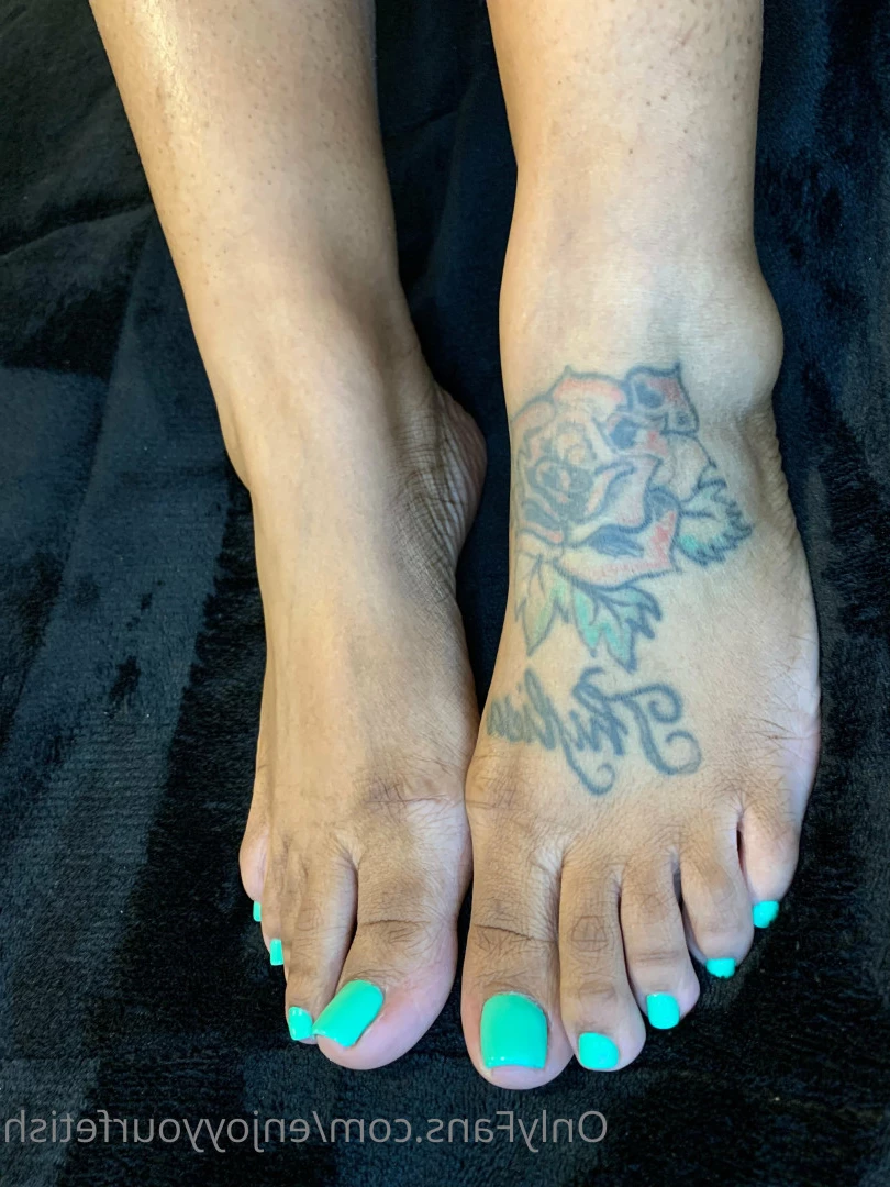 THE FOOT WORSHIP LEGEND [ enjoyyourfetish ] Onlyfans leaked photo 7238669 on Hotleaks.tv