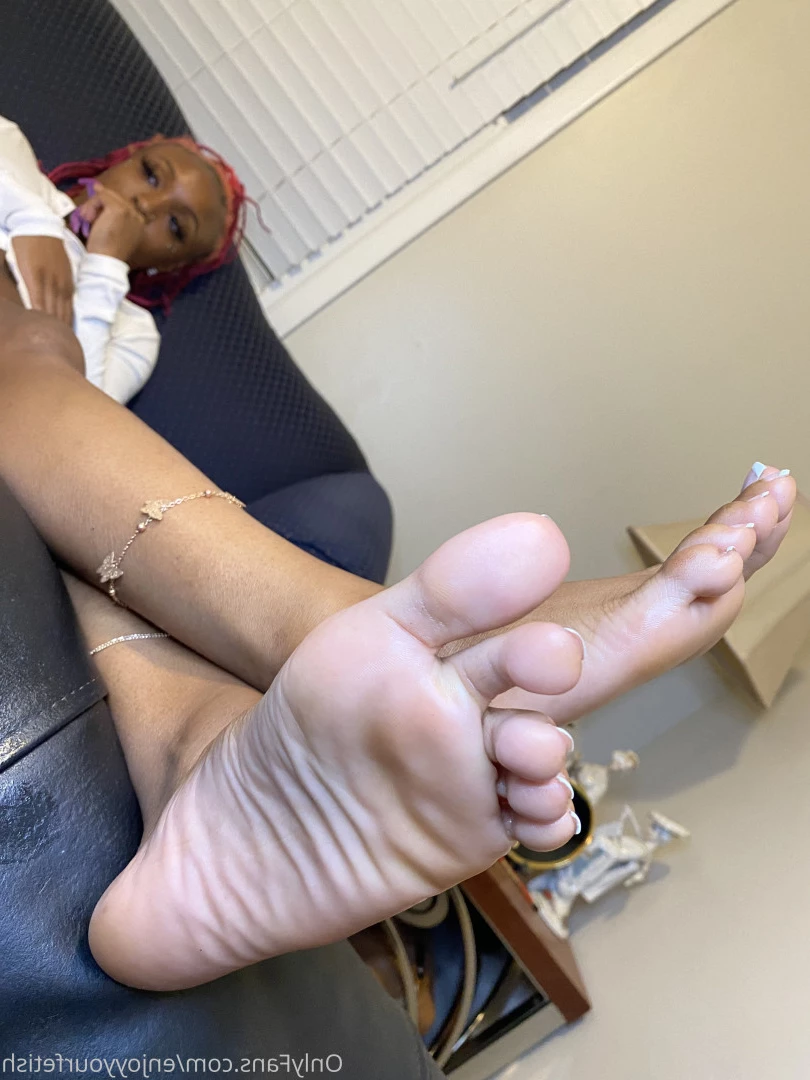 THE FOOT WORSHIP LEGEND [ enjoyyourfetish ] Onlyfans leaked photo 7243563 on Hotleaks.tv