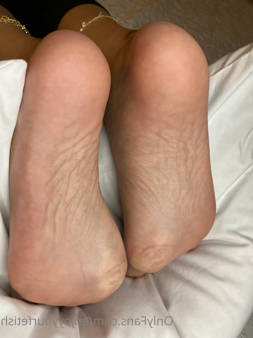 THE FOOT WORSHIP LEGEND [ enjoyyourfetish ] Onlyfans leaked photo 7245027 on Hotleaks.tv