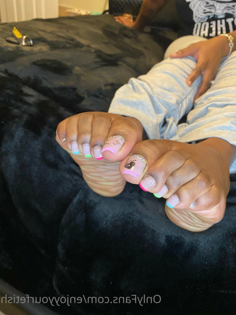 THE FOOT WORSHIP LEGEND [ enjoyyourfetish ] Onlyfans leaked photo 7248791 on Hotleaks.tv