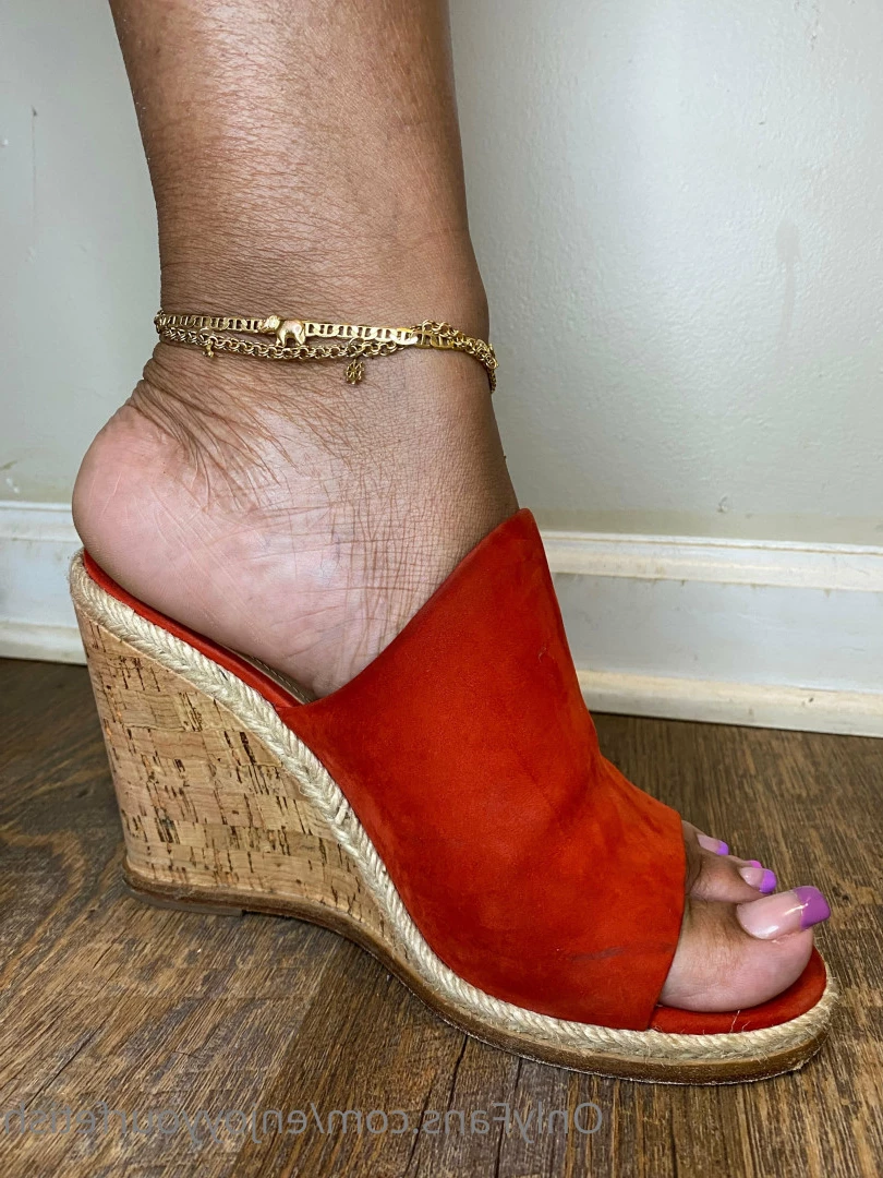 THE FOOT WORSHIP LEGEND [ enjoyyourfetish ] Onlyfans leaked photo 7249363 on Hotleaks.tv