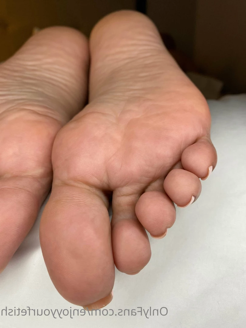 THE FOOT WORSHIP LEGEND [ enjoyyourfetish ] Onlyfans leaked photo 7250768 on Hotleaks.tv