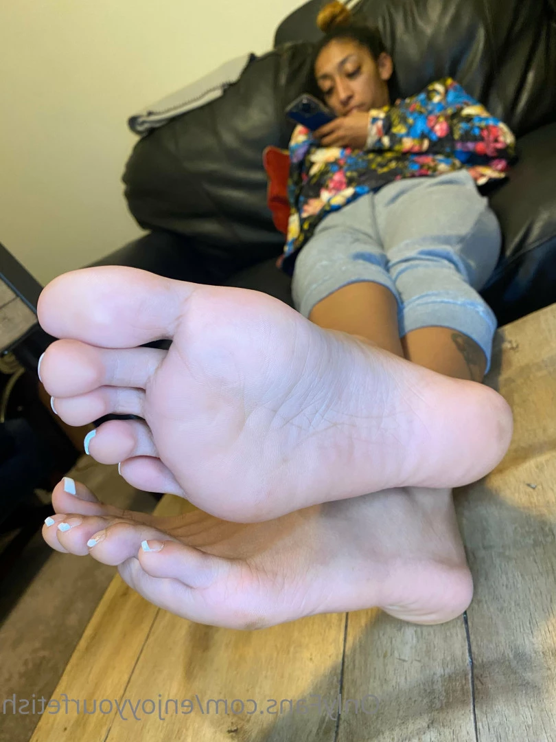 THE FOOT WORSHIP LEGEND [ enjoyyourfetish ] Onlyfans leaked photo 7254821 on Hotleaks.tv