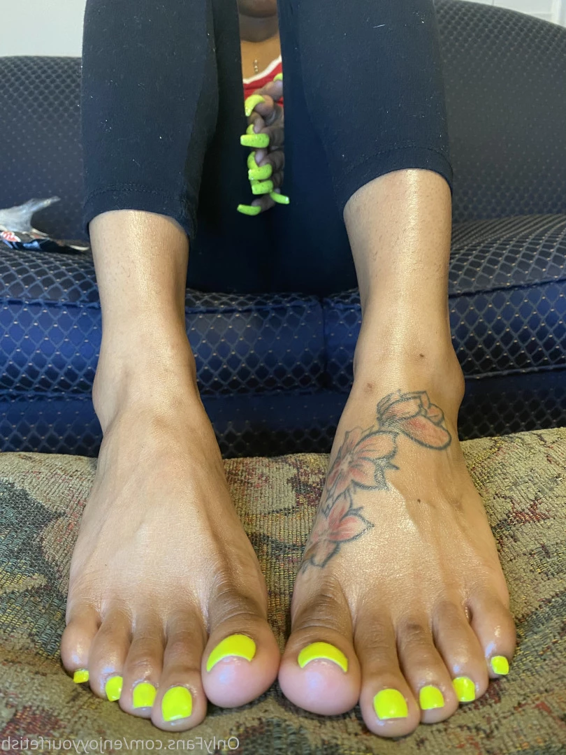 THE FOOT WORSHIP LEGEND [ enjoyyourfetish ] Onlyfans leaked photo 7260531 on Hotleaks.tv