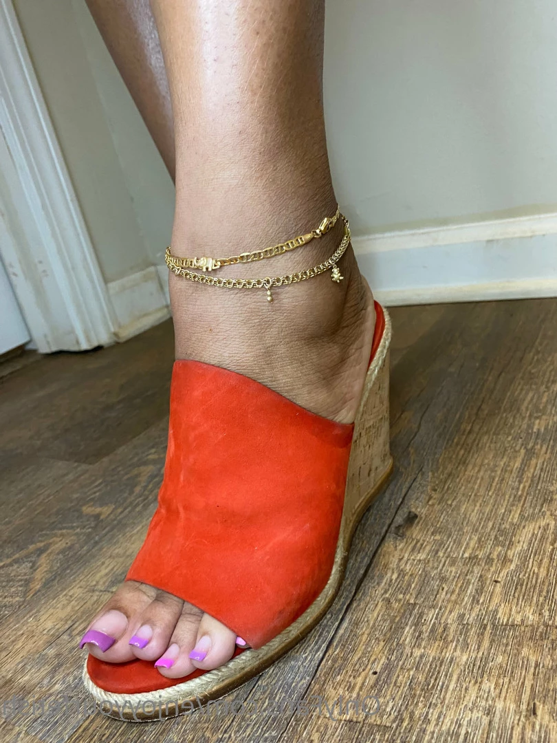 THE FOOT WORSHIP LEGEND [ enjoyyourfetish ] Onlyfans leaked photo 7267612 on Hotleaks.tv