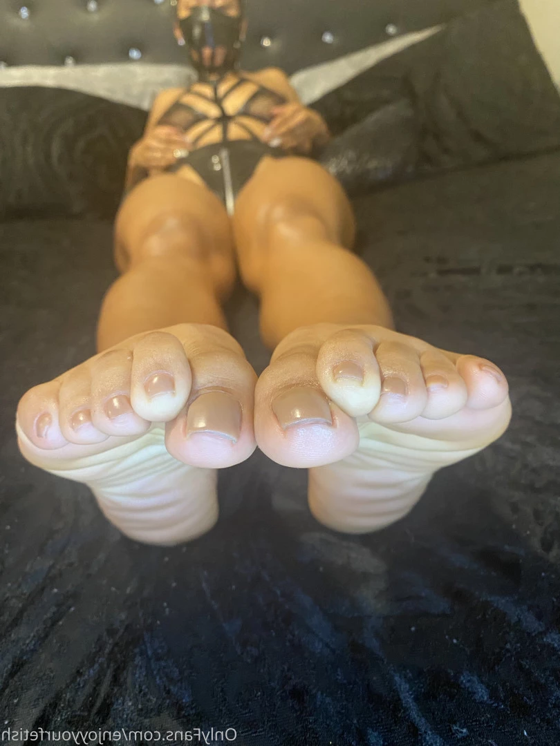 THE FOOT WORSHIP LEGEND [ enjoyyourfetish ] Onlyfans leaked photo 7271113 on Hotleaks.tv